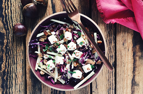 Salade de chou rouge, à la pomme, à la féta, aux châtaignes